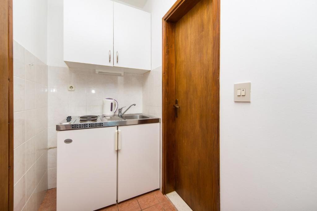 Apartments Slavena Gradac  Zewnętrze zdjęcie