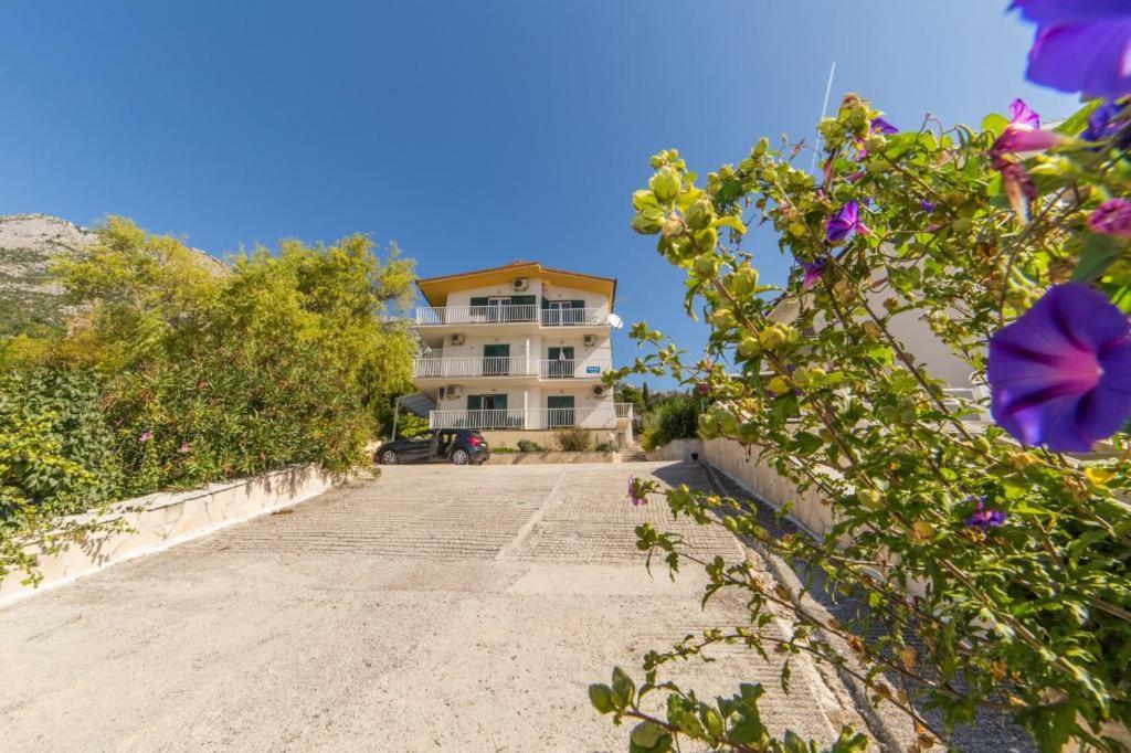 Apartments Slavena Gradac  Zewnętrze zdjęcie