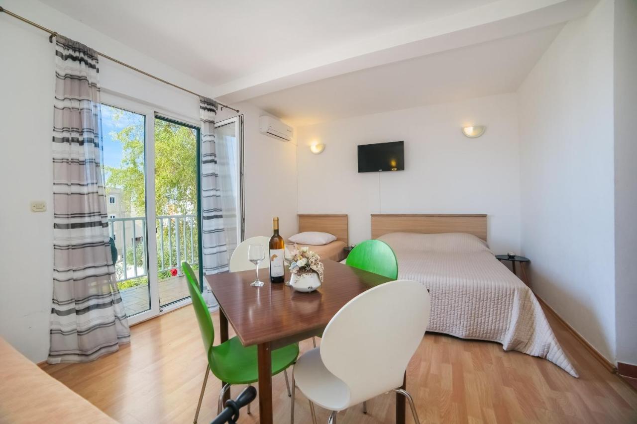 Apartments Slavena Gradac  Zewnętrze zdjęcie