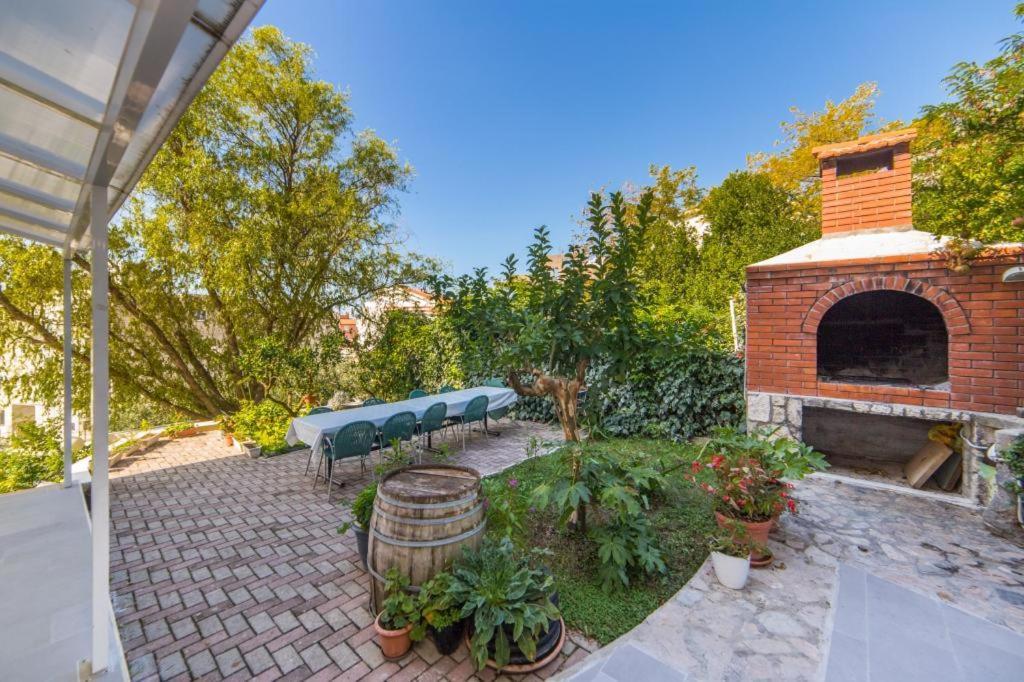 Apartments Slavena Gradac  Zewnętrze zdjęcie