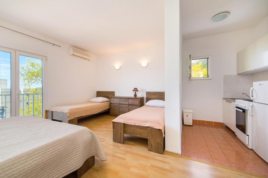 Apartments Slavena Gradac  Zewnętrze zdjęcie