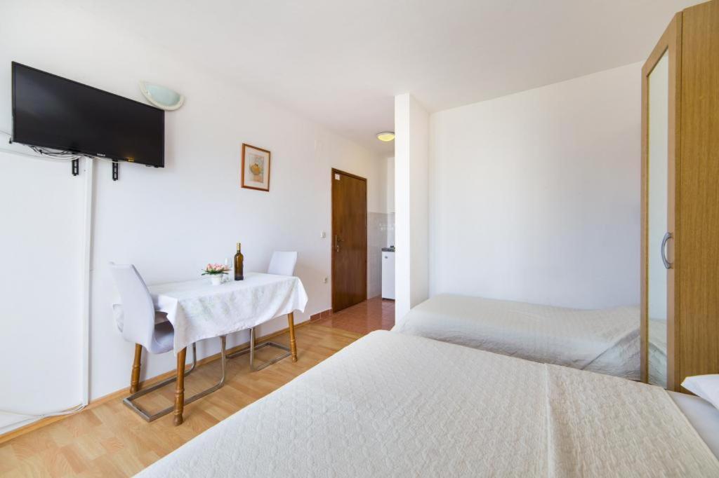 Apartments Slavena Gradac  Zewnętrze zdjęcie