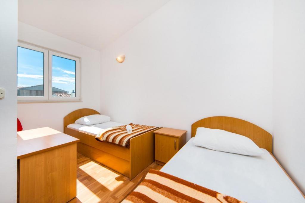 Apartments Slavena Gradac  Zewnętrze zdjęcie