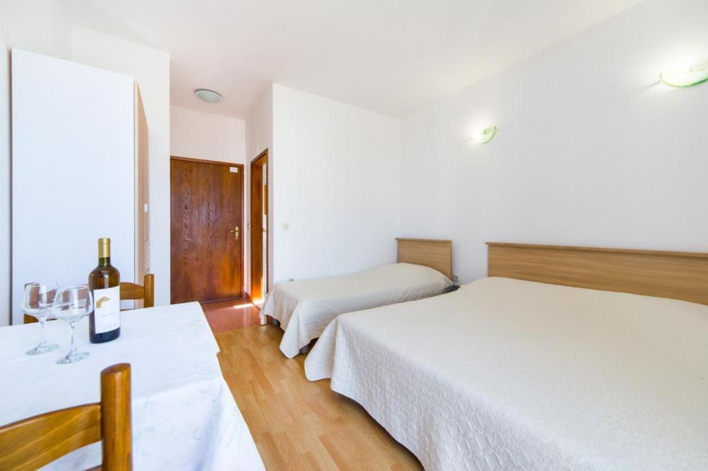 Apartments Slavena Gradac  Zewnętrze zdjęcie