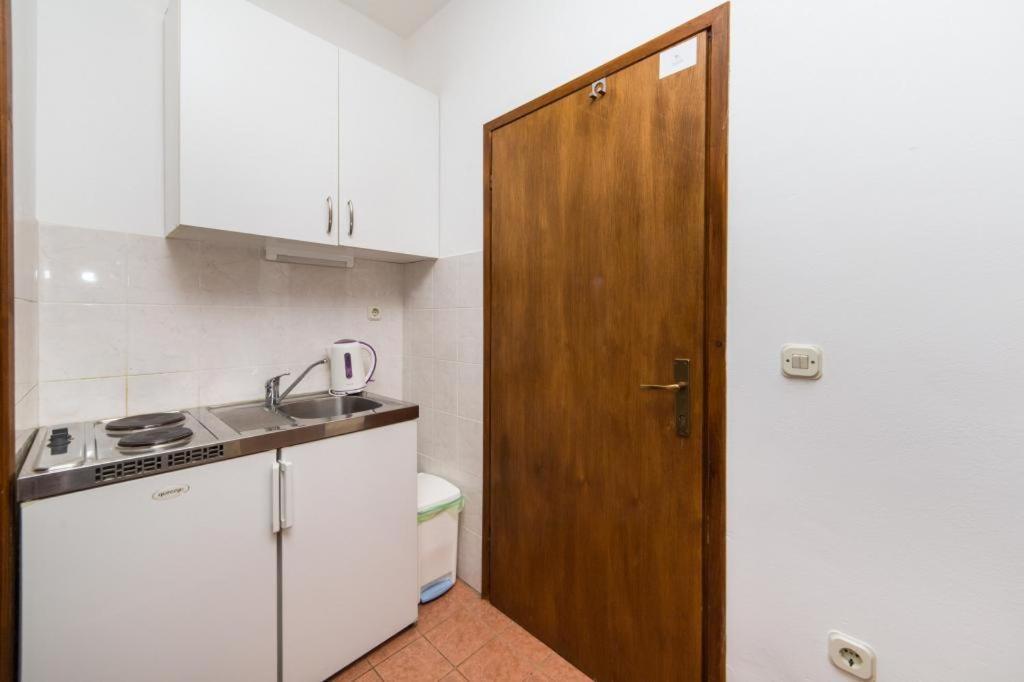 Apartments Slavena Gradac  Zewnętrze zdjęcie